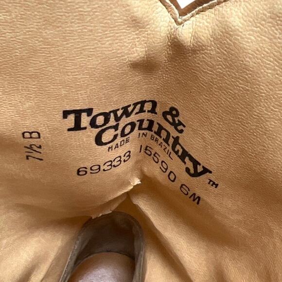 Town & Country 7.5 Beige Women Heel Boots Made In Brazil - Picture 6 of 6